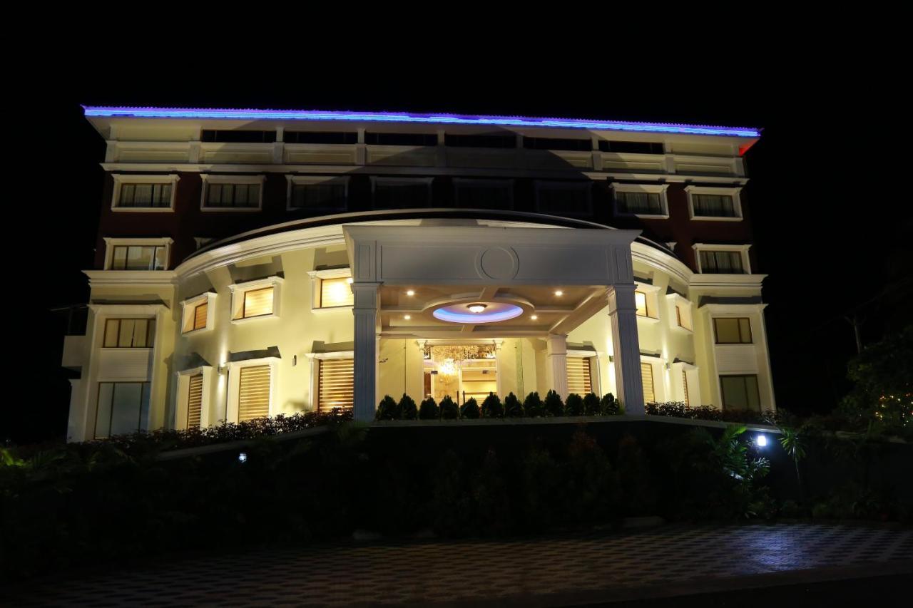 Hotel Bonanza Alappuzha Kültér fotó