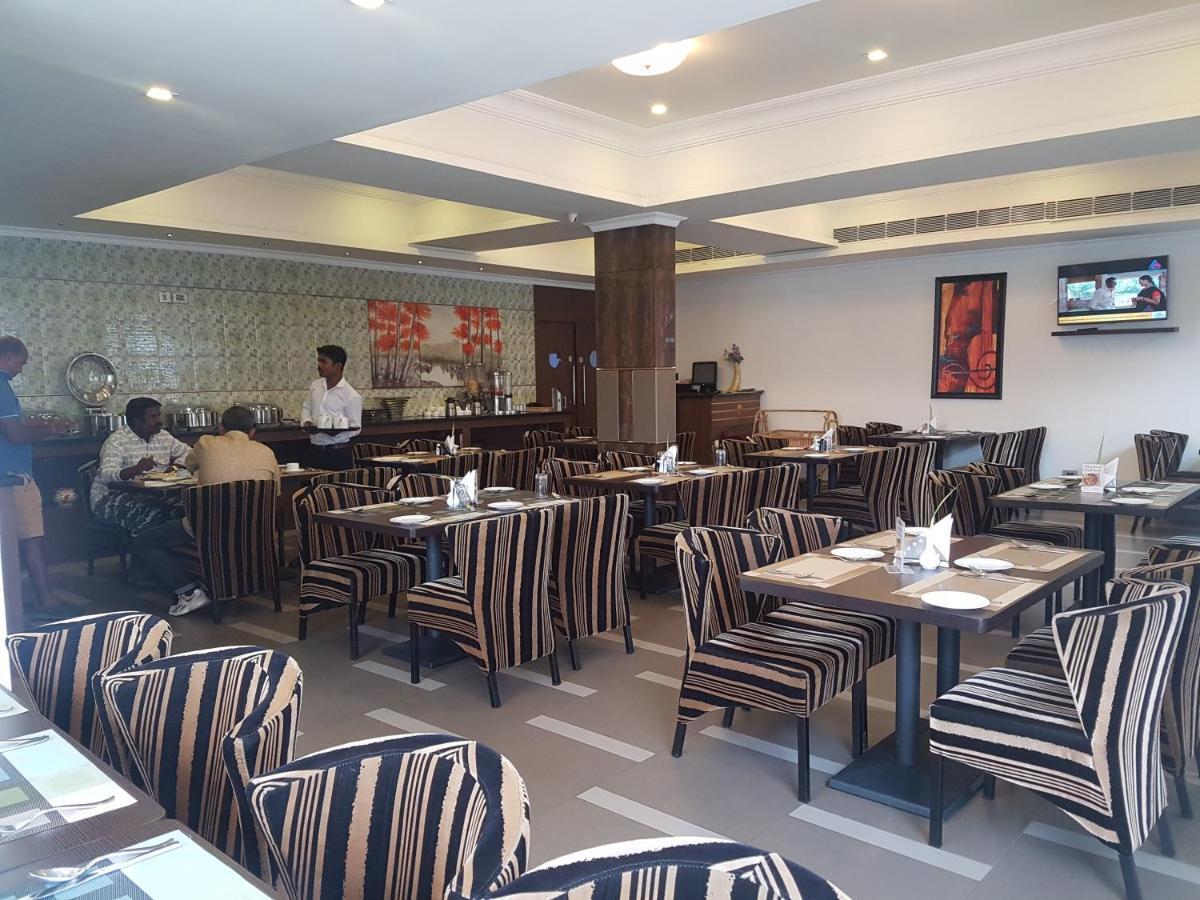 Hotel Bonanza Alappuzha Kültér fotó